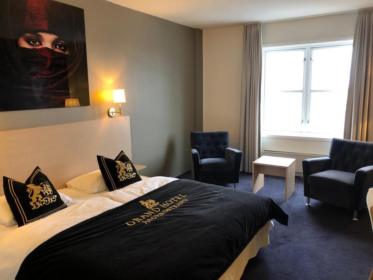 Grand Hotel Asgardstrand - Unike Hoteller Екстер'єр фото